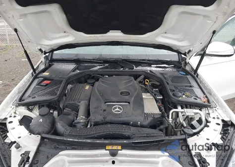 2015 Mercedes-Benz C 300 4Matic/Luxury 4Matic/Sport 4Matic from USA, damaged, VIN 55SWF4KB4FU064209